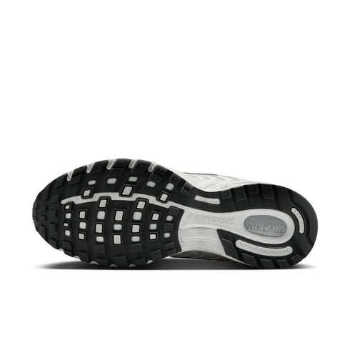 NIKE Air Pegasus 2005 Womens Sneakers